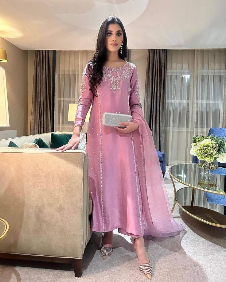 PAREESA – Magenta Pink Embroidered Shimmer Silk 3-Piece