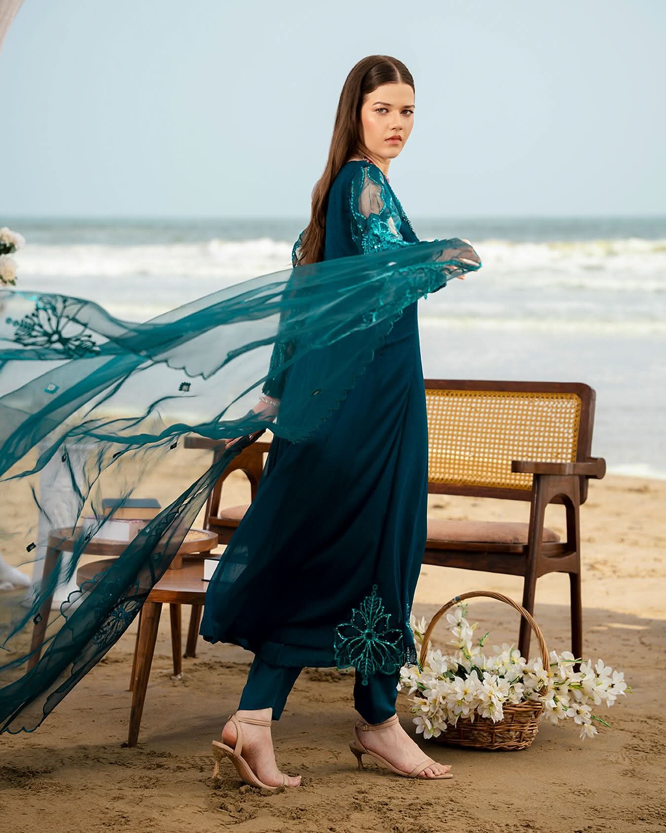 IZNA – Emerald Silk Hand-Embellished Luxe 3-Piece