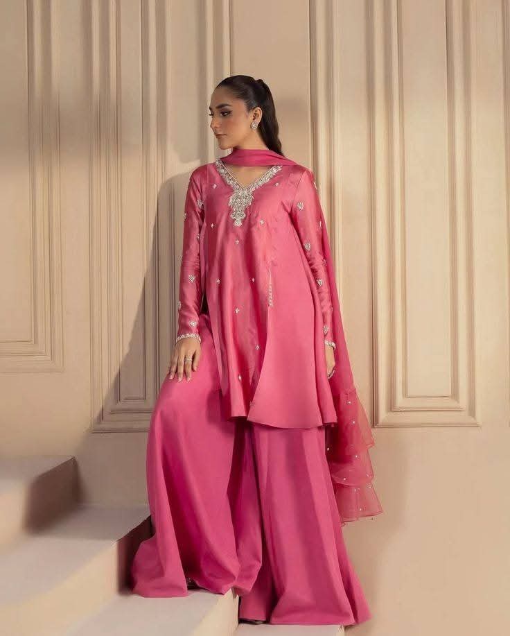 ZUNASH – Blush Pink Shimmer Silk 3-Piece Suite