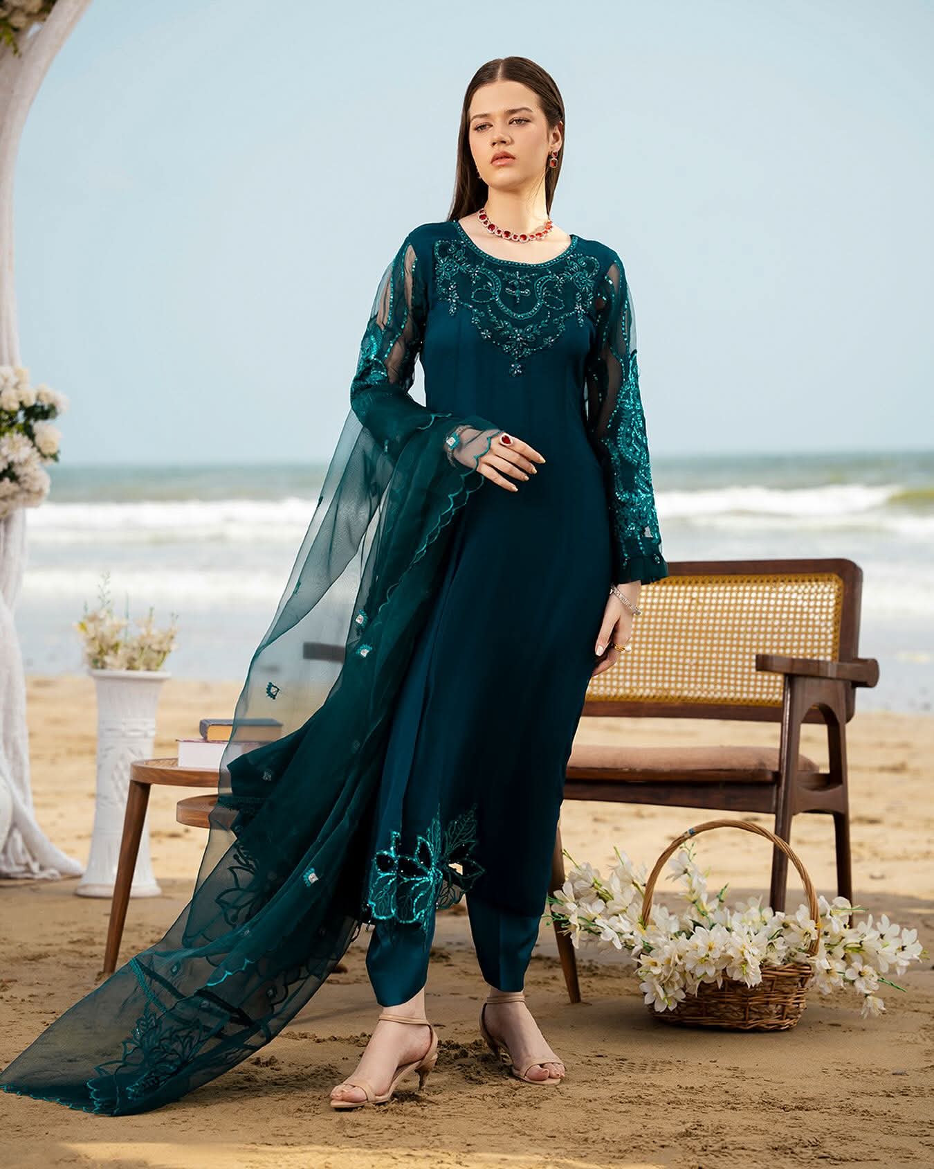 IZNA – Emerald Silk Hand-Embellished Luxe 3-Piece