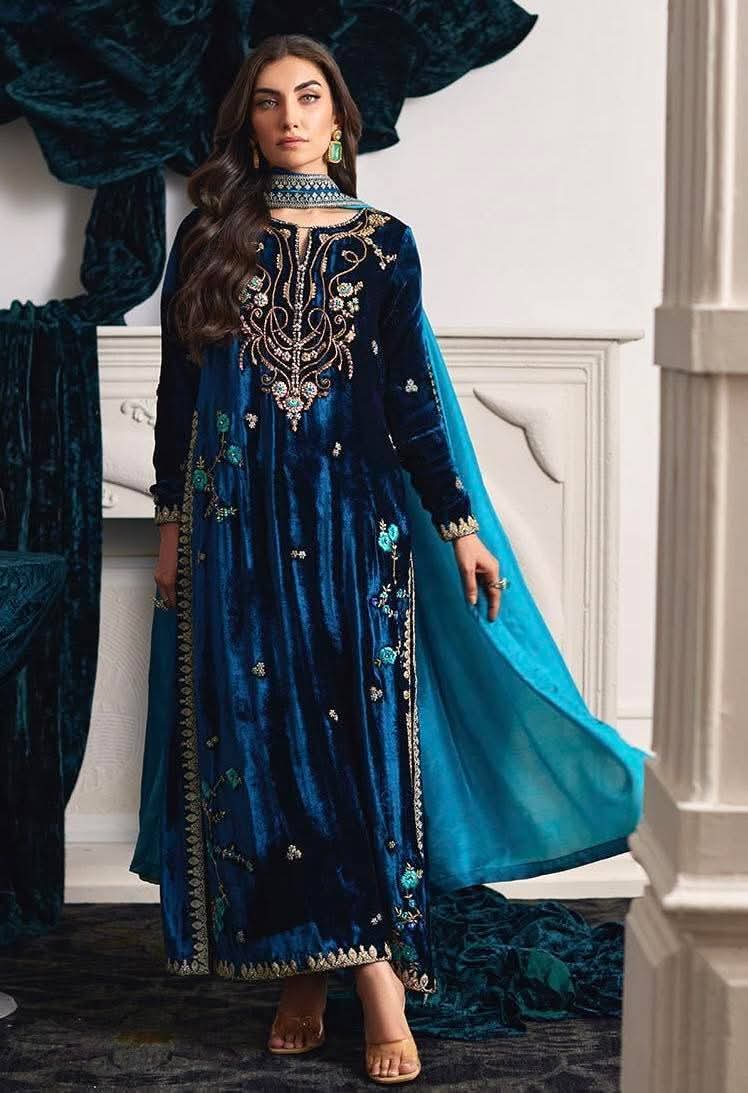 VARISHA – Ocean Blue Velvet Embroidered Royal Ensemble