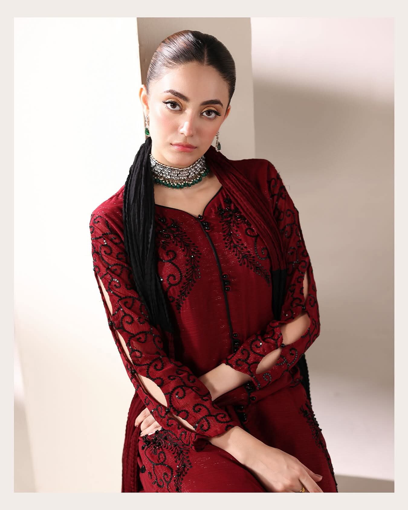 ADVIKA – Maroon Shimmer Silk Embroidered Tulipa Set